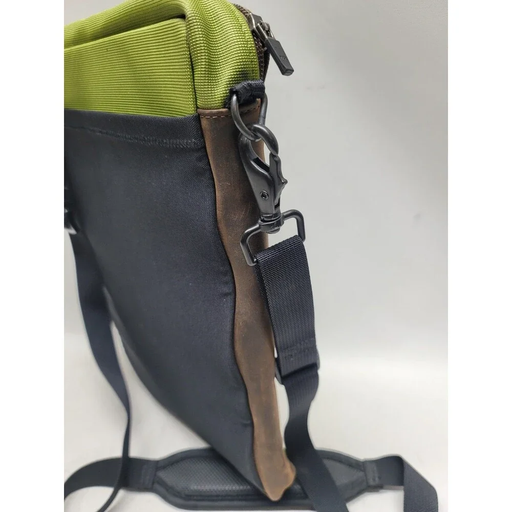Waterfield Designs SF Bags Ipad Tablet Green Crossbody Bag Leather Trim